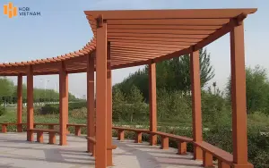 Trụ gỗ nhựa Hobiwood làm giàn hoa Pergola