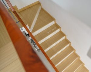 Mặt bậc cầu thang nhựa giả gỗ Glotex