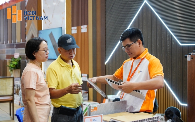 Hobi cam kết luôn đồng hành cùng khách hàng, cùng chia sẻ mục tiêu phát triển bền vững