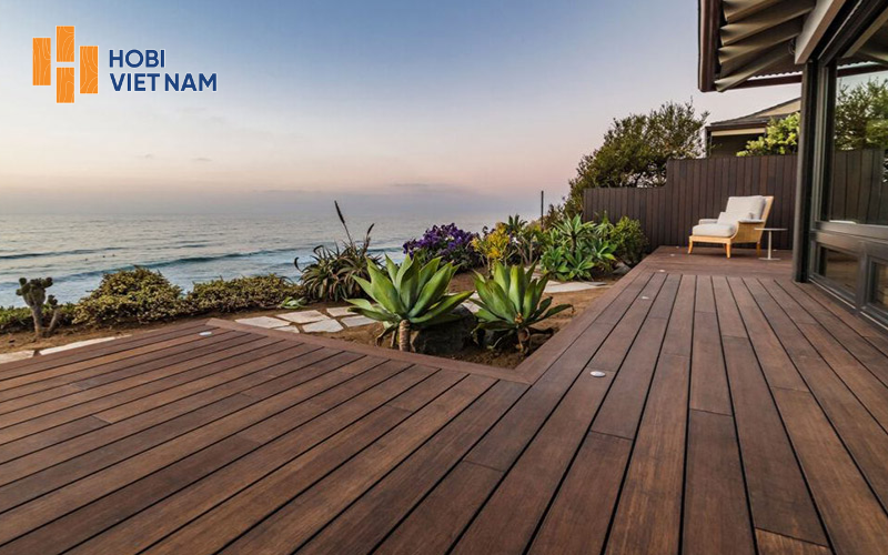 Sàn gỗ ngoài trời với khả năng chịu thời tiết tốt