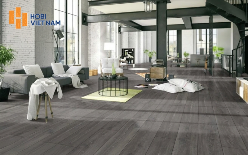 Sàn gỗ cốt đen Jawa Titanium chống cong vênh, giữ màu ổn định theo thời gian, chịu nhiệt tốt
