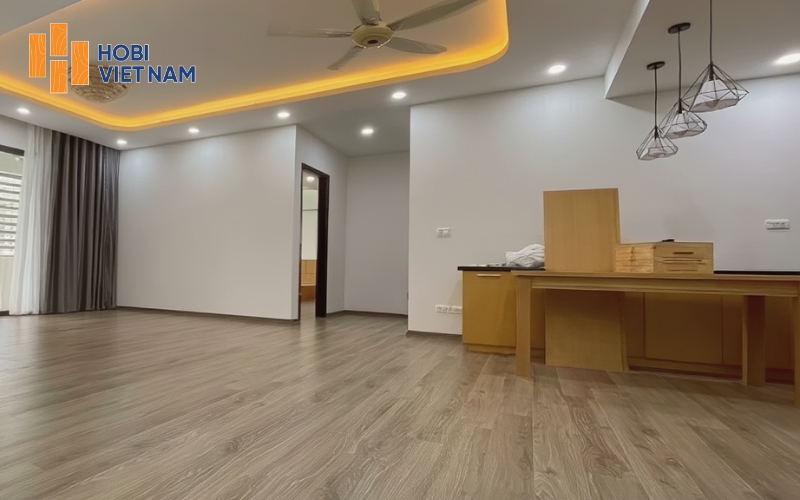 Sàn gỗ cốt đen Nava Black lắp đặt khu vực phòng khách