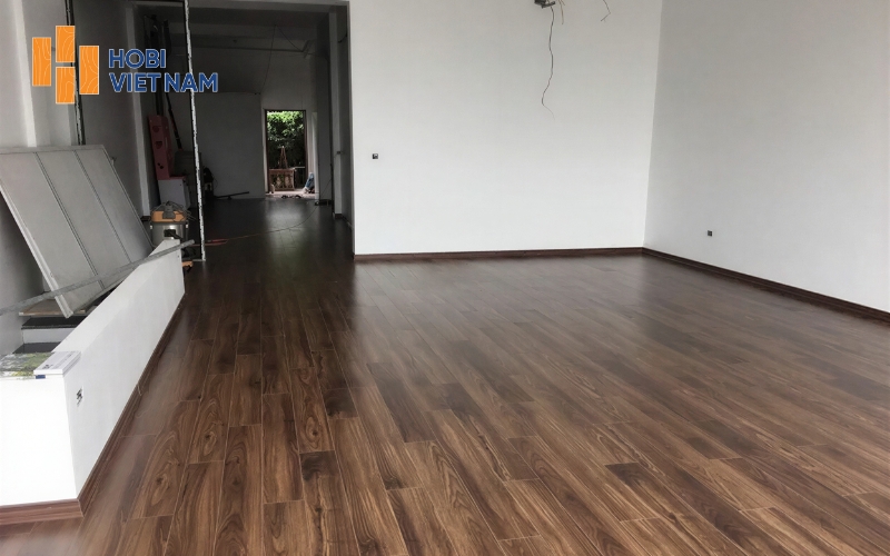 Sàn gỗ Nava Black cốt đen có khả năng chống nước tuyệt đối và độ bền cao