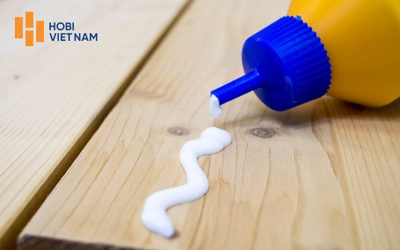 Keo dán sàn gỗ dạng lỏng, kết dính ổn định, bền chắc lâu dài