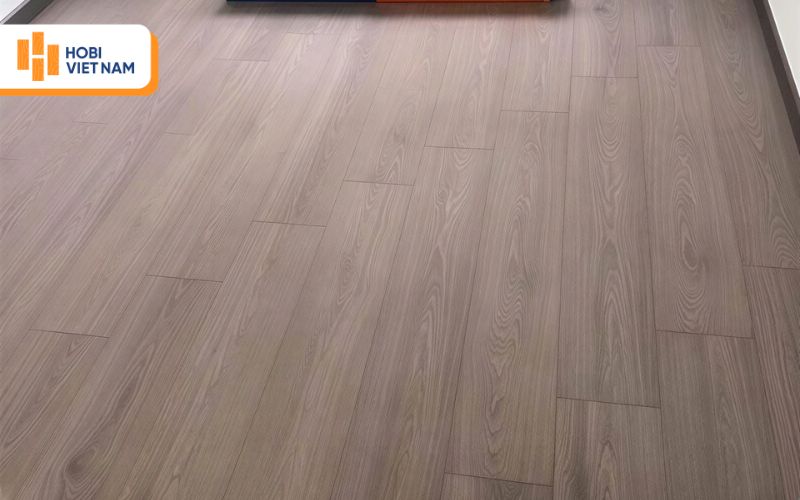 Sàn gỗ Hobi Carb chất lượng cao cho chung cư hiện đại