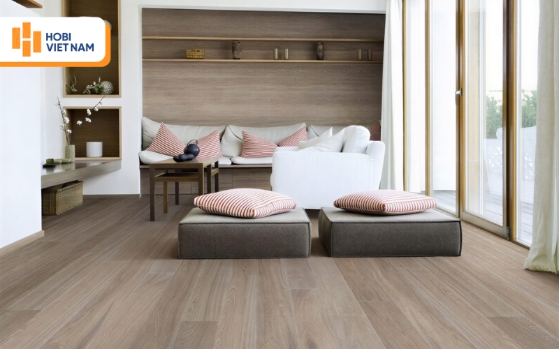 Sàn gỗ giúp phòng khách trở nên sang trọng và ấm cúng hơn