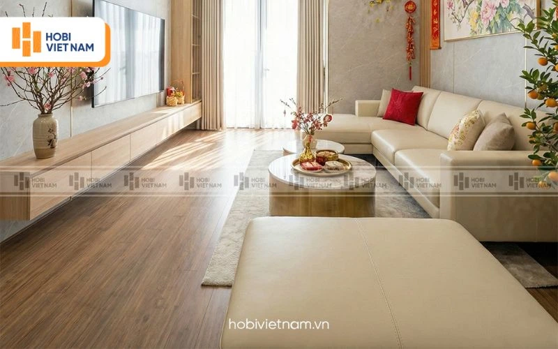 Sàn gỗ bề mặt vân nhám giúp chống trơn trượt và che vết xước