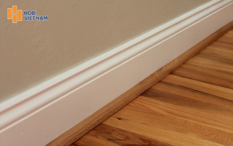 Nẹp sàn xử lý khe giãn nở, giúp sàn gỗ ổn định khi thay đổi nhiệt độ