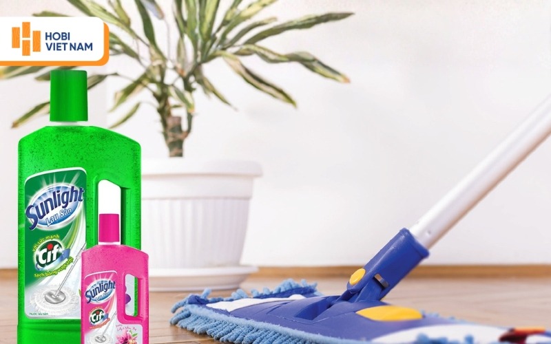 Nước lau sàn gỗ Sunlight phổ biến tại thị trường Việt Nam