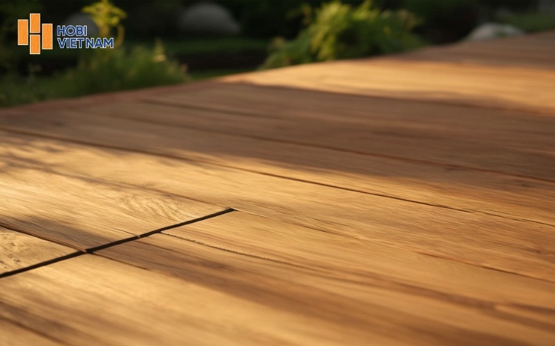 Hiện tượng sàn gỗ nhựa bị hở hèm do co ngót vật liệu tự nhiên