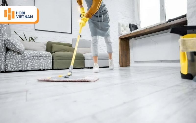 Nên lau sàn nhựa hèm khóa SPC bằng khăn ẩm và nước lau sàn trung tính