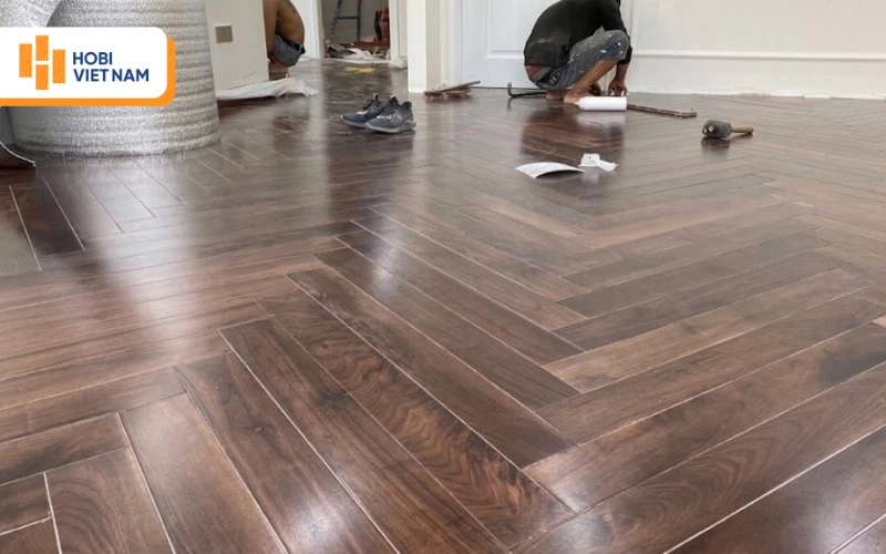 Hướng dẫn cách lắp sàn nhựa xương cá nhanh, đúng kỹ thuật