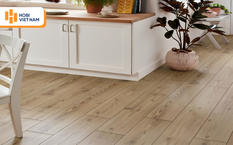Lát sàn gỗ giật cấp tạo cảm giác sinh động