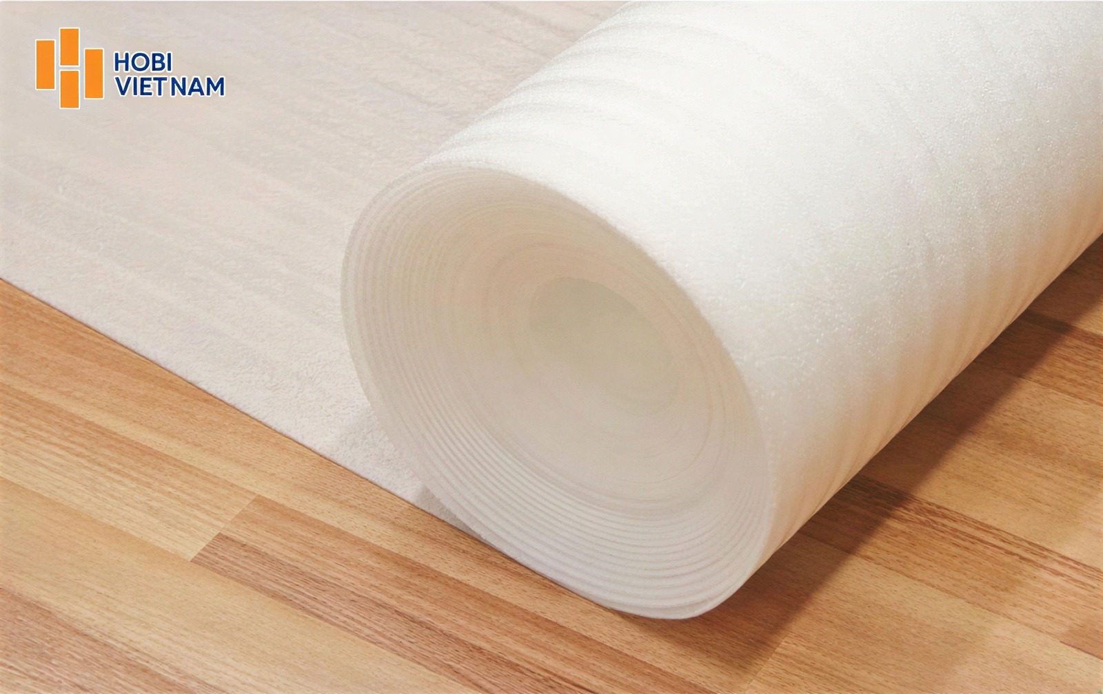 Xốp PE trắng lót sàn gỗ công nghiệp