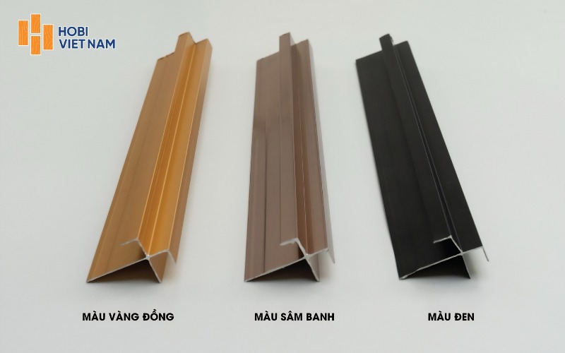 Nẹp góc trong dùng cho vị trí giao nhau giữa hai mặt tường ở góc âm 90 độ