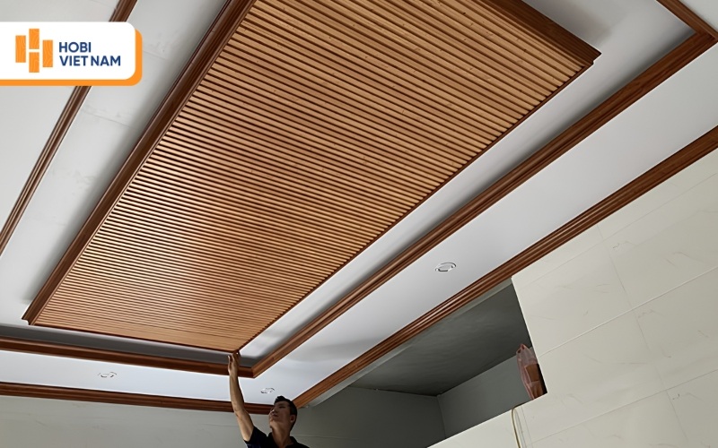 Ưu tiên chọn trần có độ dày tốt, chắc chắn để đảm bảo độ bền lâu dài