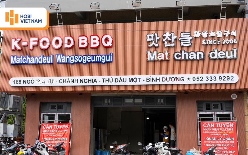 Dự án thi công mặt tiền quán ăn bằng tấm ốp lam sóng