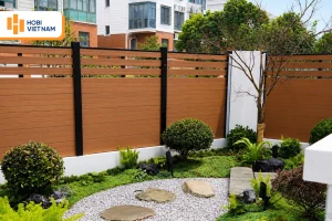 15+ mẫu hàng rào gỗ nhựa ngoài trời cao cấp, bền đẹp 2026