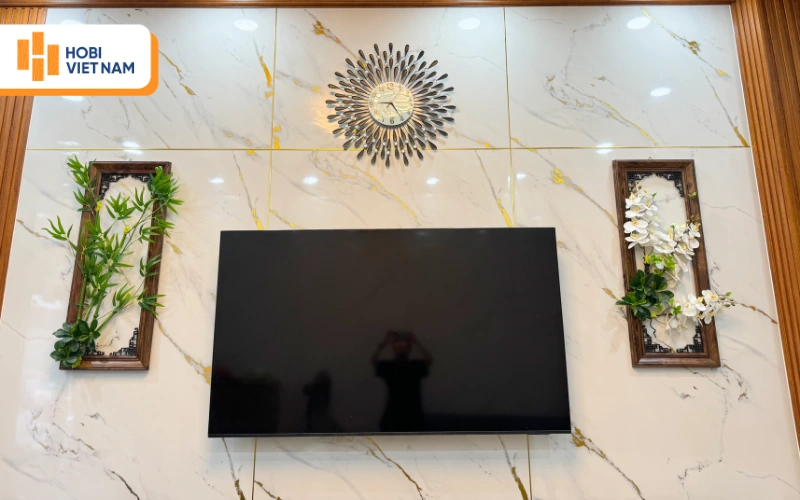 Dự án thi công tấm nhựa ốp vách TV Dự án thi công tấm nhựa ốp vách TV
