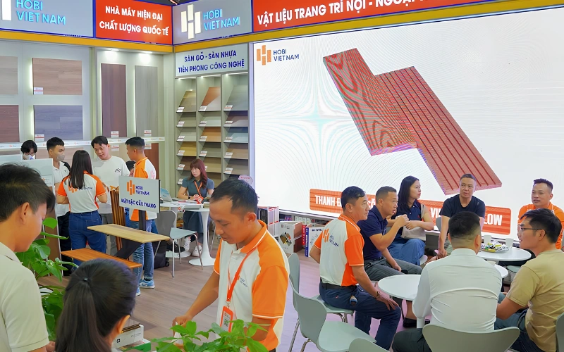 Quy trình mua hàng tại hệ thống sàn gỗ Hobi Việt Nam cho khách hàng Khánh Hòa