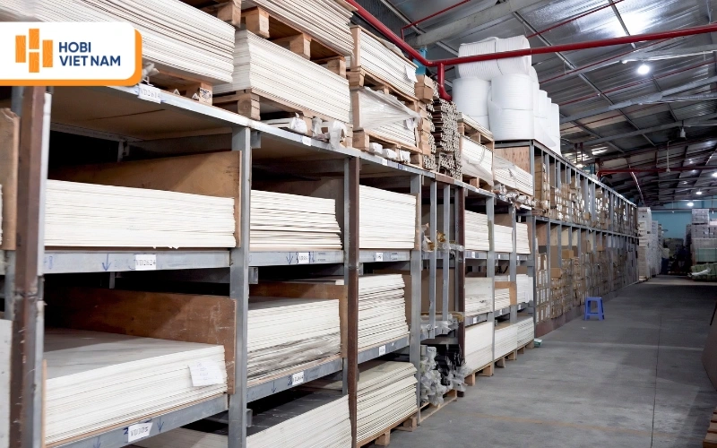Kho sản phẩm đa dạng tại Hobi Việt Nam phục vụ mọi nhu cầu sàn nhựa cho khách hàng Kho sản phẩm đa dạng tại Hobi Việt Nam phục vụ mọi nhu cầu sàn nhựa cho khách hàng