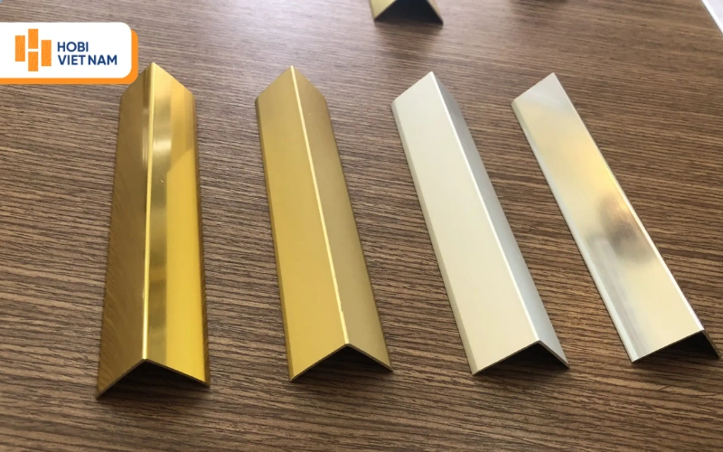 Mẫu nẹp hình chữ V với chất liệu inox và nhôm Mẫu nẹp hình chữ V với chất liệu inox và nhôm